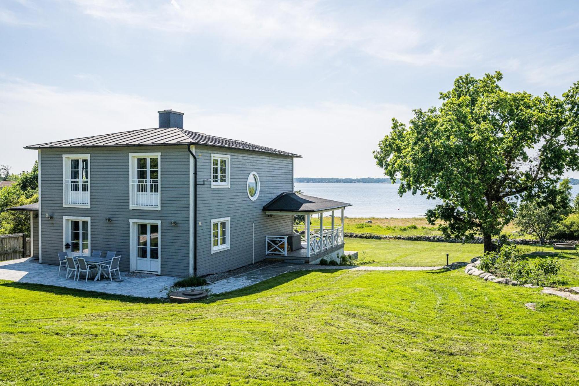 Exclusive Tranquil Villa By The Sea, Boat Available Drottningskar Luaran gambar
